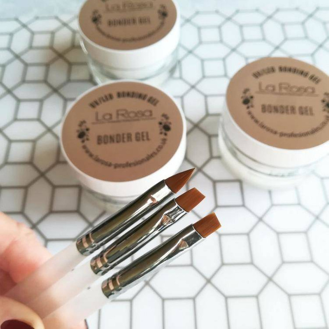 Pędzelek PRO do żelu płaski prosty