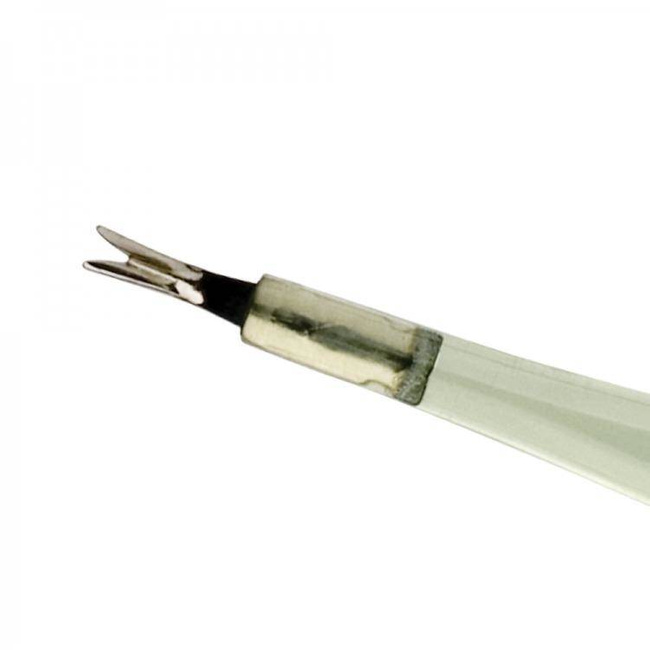 Radełko do usuwania skórek paznokci z pilniczkiem