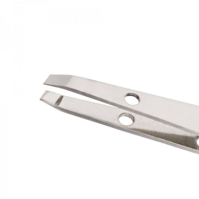 Pęseta skośna do depilacji brwi z dziurkami