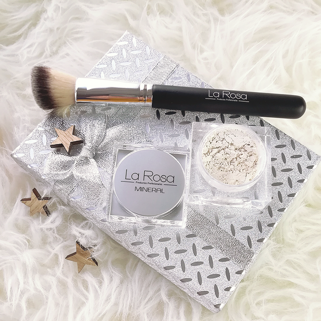 Pędzel do nakładania różu, bronzera i rozświetlacza